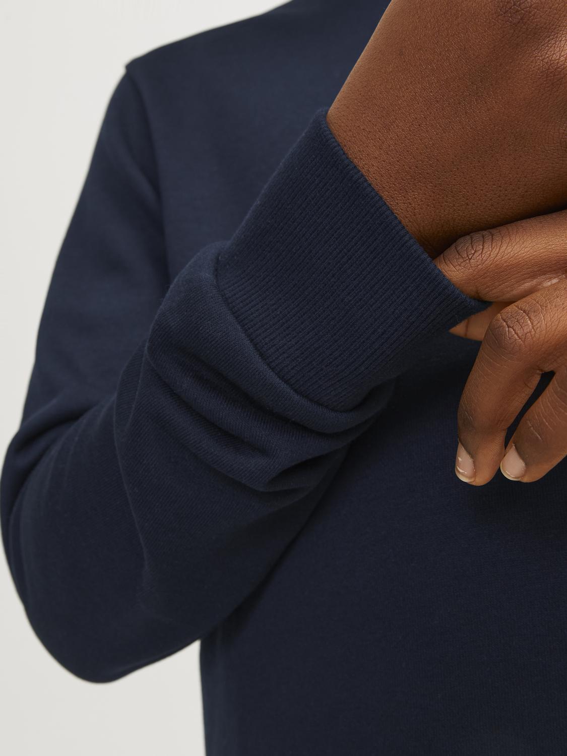 model_shot-detail